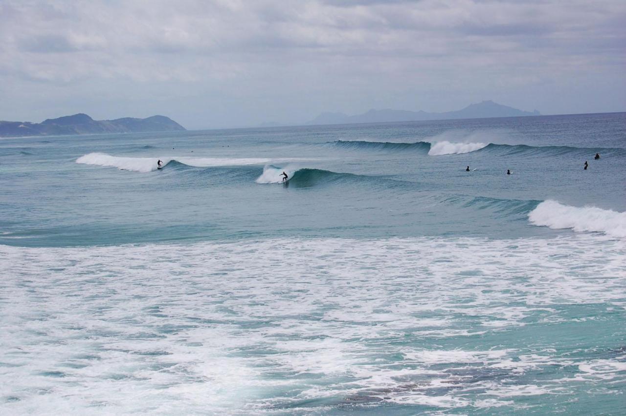 Отель Aotearoa Surf Eco Pods Te Arai Экстерьер фото