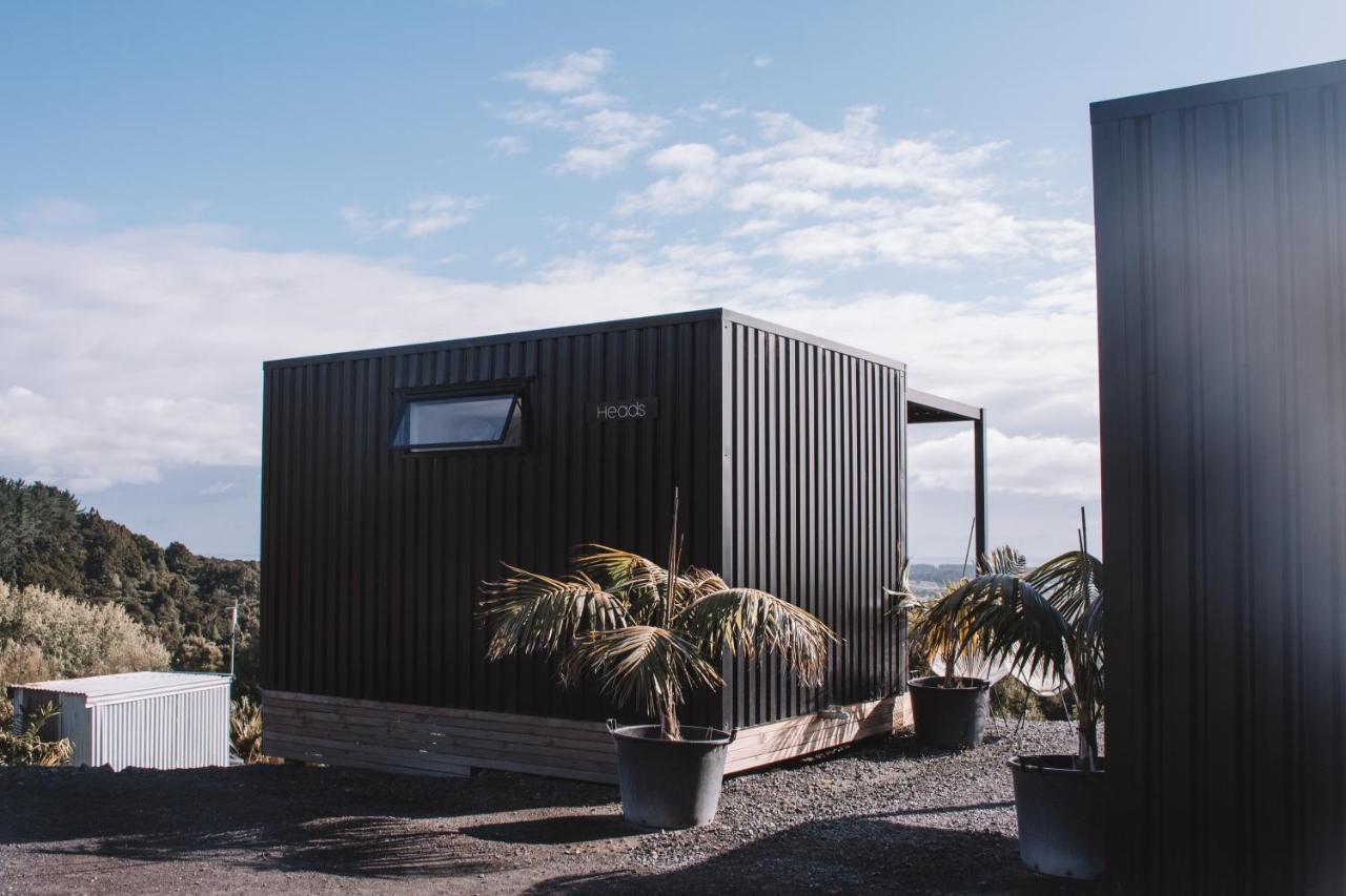 Отель Aotearoa Surf Eco Pods Te Arai Экстерьер фото