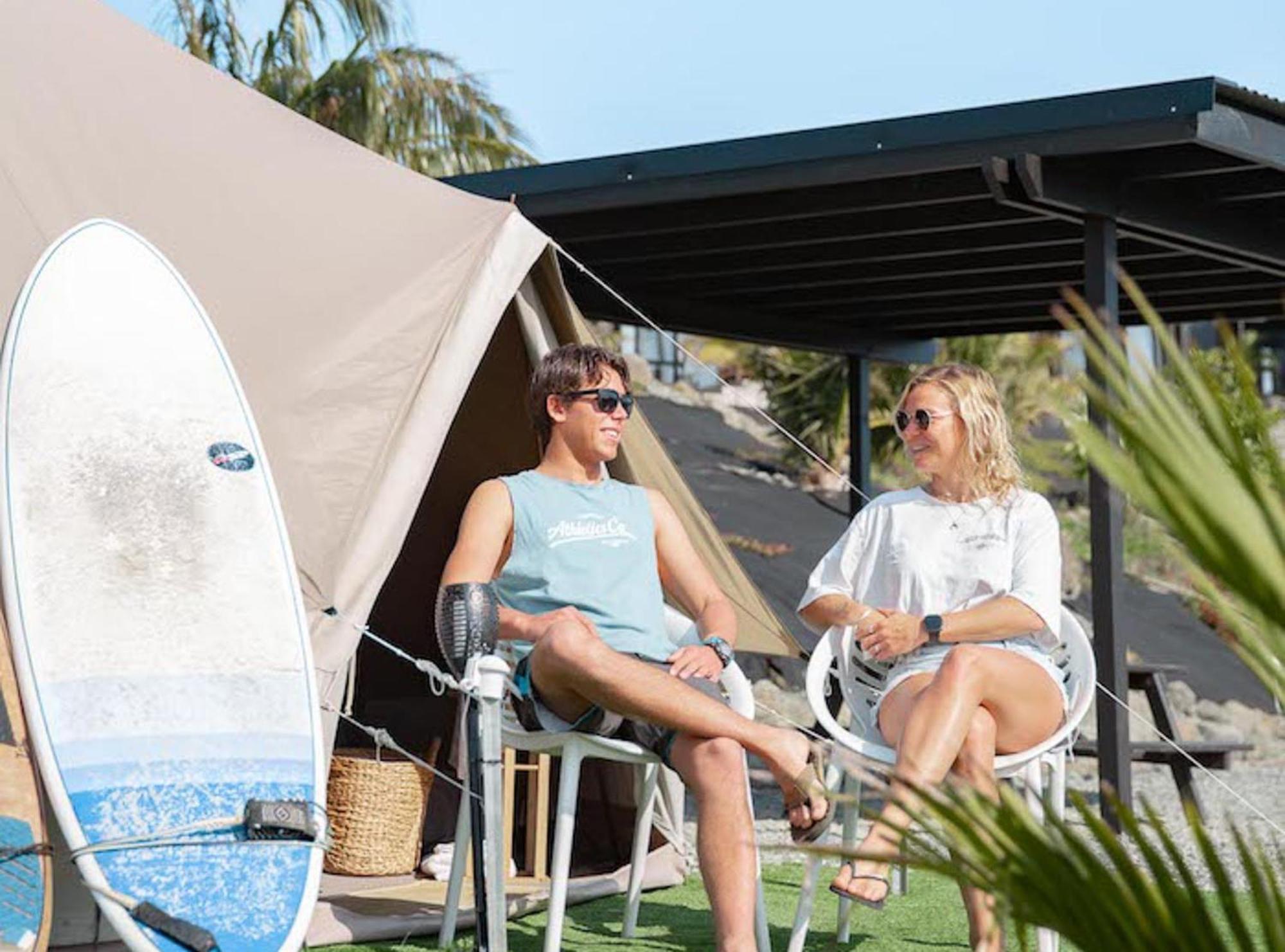 Отель Aotearoa Surf Eco Pods Te Arai Экстерьер фото