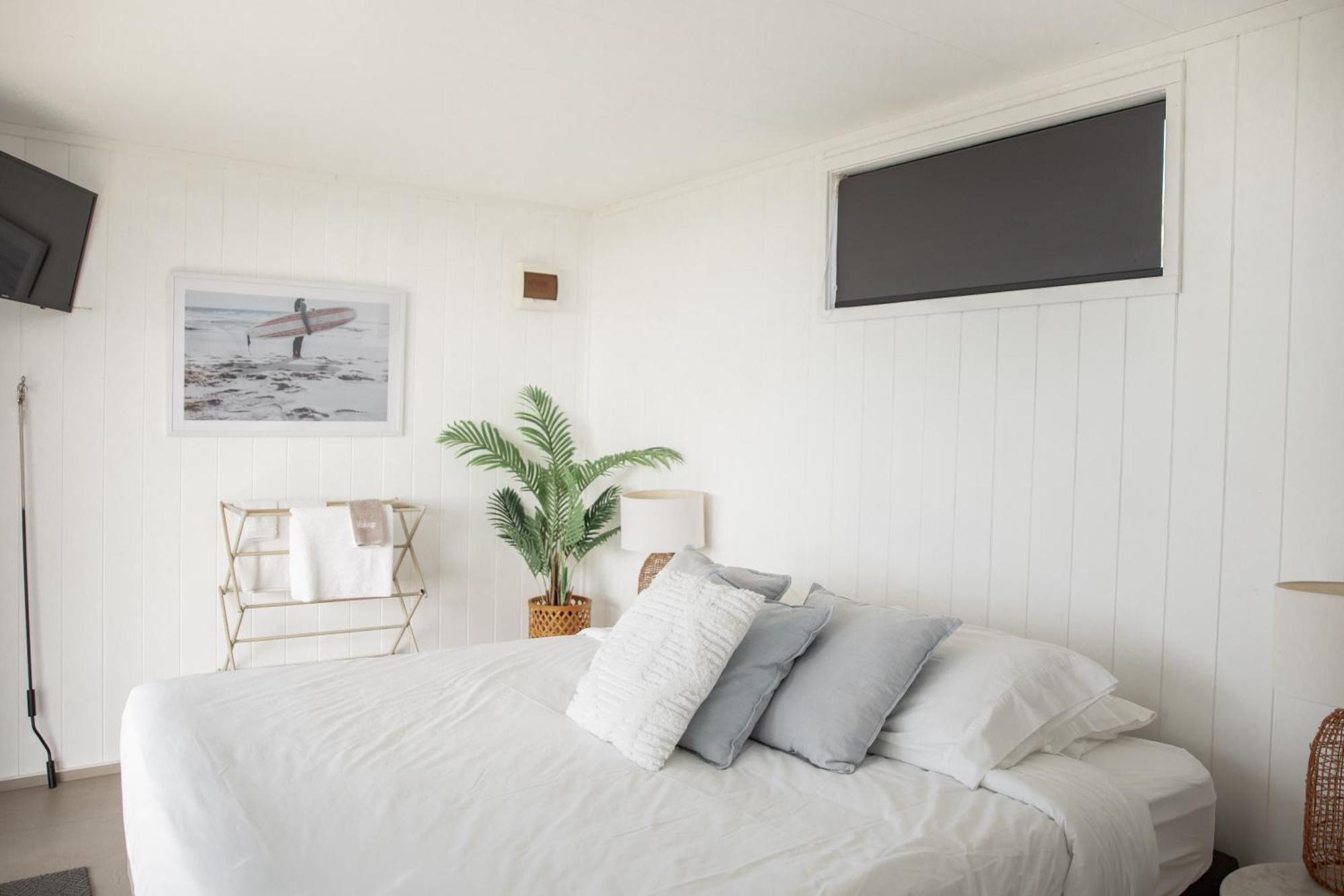 Отель Aotearoa Surf Eco Pods Te Arai Экстерьер фото